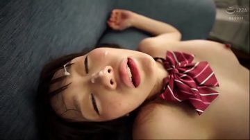 หนังโป๊ออนไลน์เสี่ยหนุ่มซื้อบริการหีนักเรียนพามาเย็ดที่ห้องในบ้าน