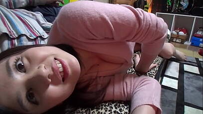 เย็ดกับสาวใหญ่ขาวอวบมาก วัยนี้เย็ดหีมันส์เลยครับ เวลาเยดน้ำหีออกมาเยอะมาก