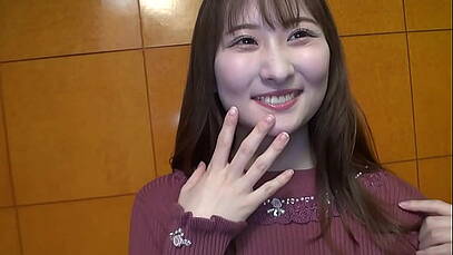 หนังav ออฟสาวเข้าม่านรูด ขายตัวหาเงินเป็นค่าเทอม ใส่ชุดคอสเพลอย่างน่ารัก