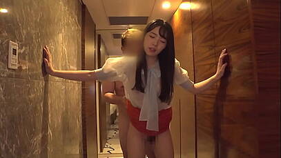 เย็ดหีสาวพนักงานร้านค้าเย็ดสดคาชุด ได้อารมณ์มาก